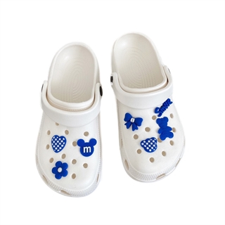 Mickey og bamse charms i blå og hvid -7 stk.